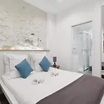 Lavie Maison I Marais Family With Terrace