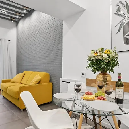 Lavie Maison I Marais Family With Terrace *
